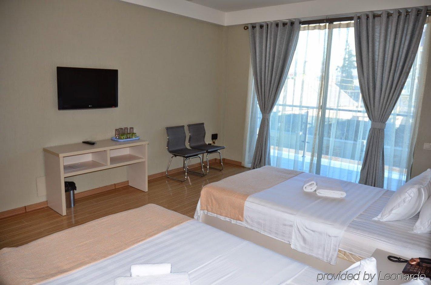 Legacy Hotel Batumi Kültér fotó