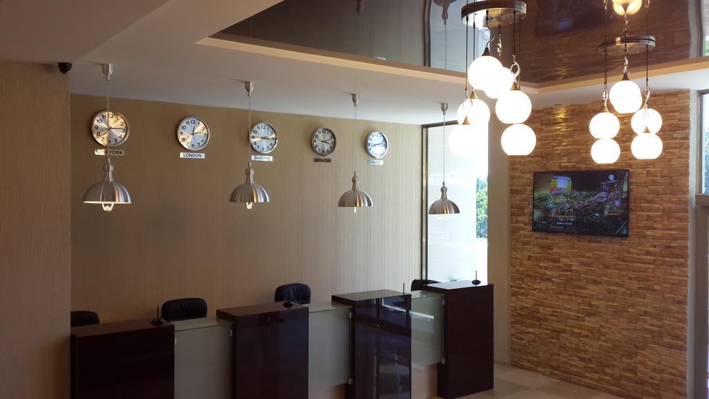 Legacy Hotel Batumi Kültér fotó